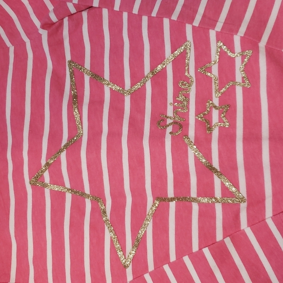 Oshkosh 4T longsleeve - Picture 2 of 4